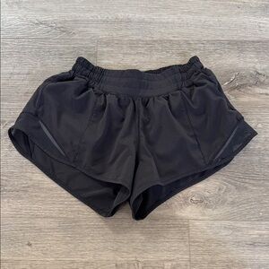 lululemon hotty hot shorts